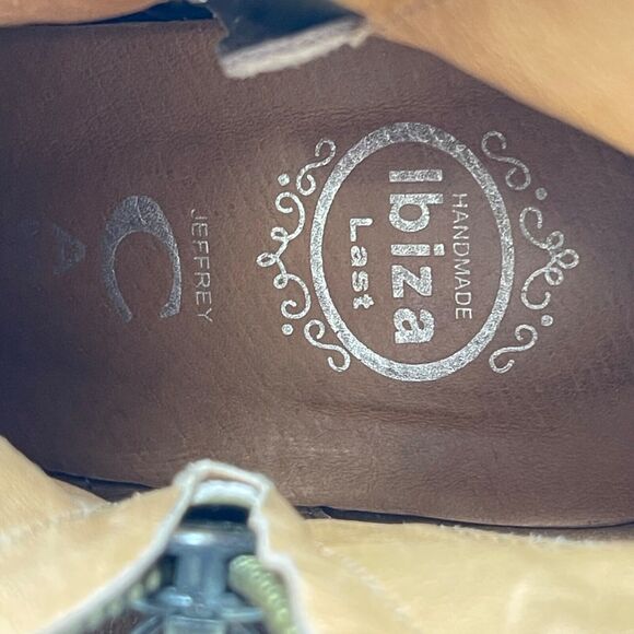 Jeffrey Campbell Boots 8 Tan Suede Boone Cut Out Side Zip Ankle Chunky Heel - Picture 13 of 16